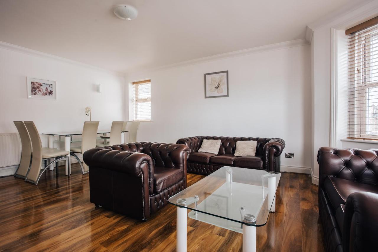 Top Quality Beach Front Apartment Sleep Up To 7 Guests 본머스 외부 사진